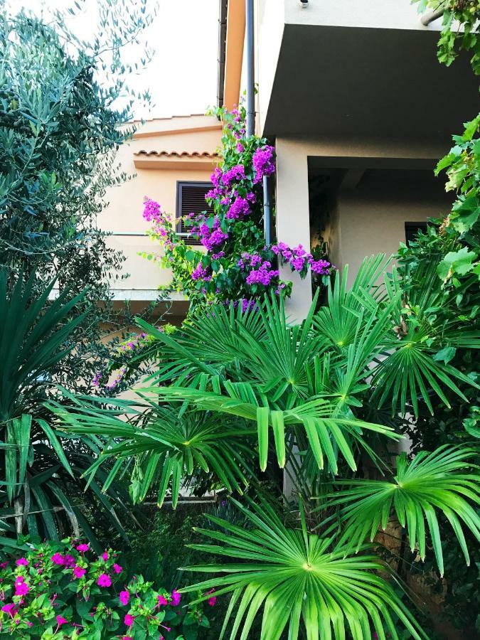 Apartments House Barbara 2 Kornic Luaran gambar